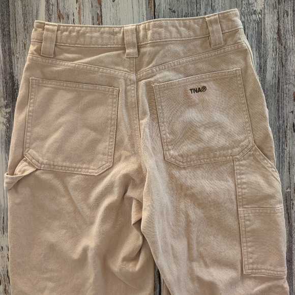 Aritzia TNA Greenwich Khaki Women's 2 - Picture 9 of 11